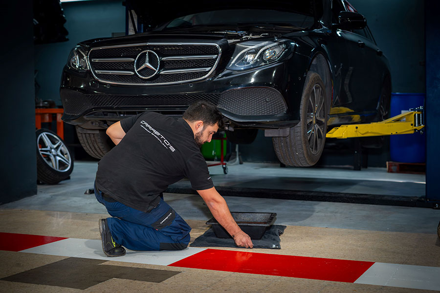 Na Carreto’s, os granulados são passado. Hoje, utilizam a manta de recolha de óleo da Mewa (foto: Mewa)